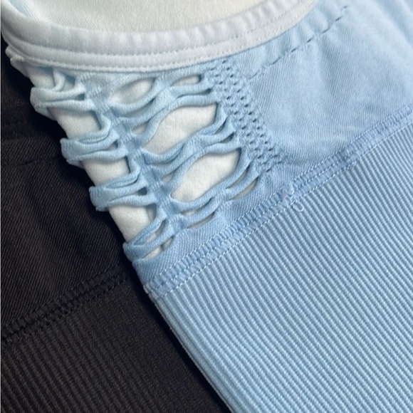 Victoria’s Secret Pink Sports Bra Set of 2 Like New - Picture 5 of 6